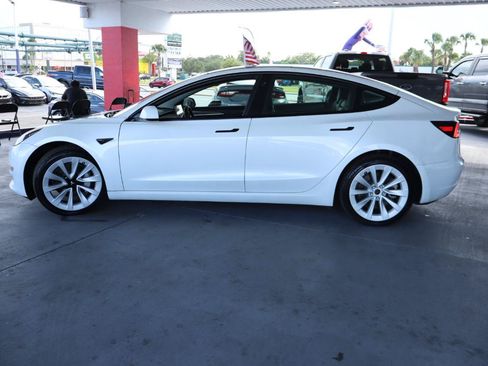 Used 2023 Tesla Model 3 Standard Range RWD image 10
