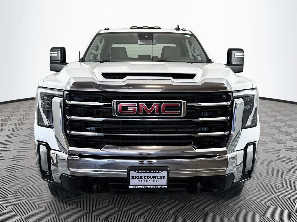 Used 2024 GMC Sierra 3500 SLE w/ SLE Convenience Package AWD/4WD image 2