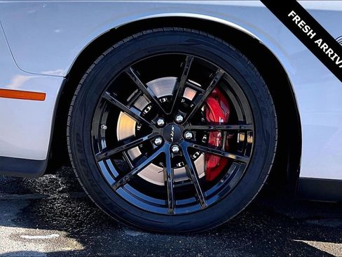 Used 2023 Dodge Challenger SRT Hellcat w/ Driver Convenience Group image 30