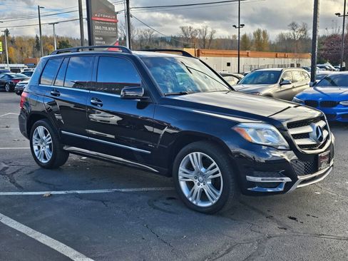 Used 2015 Mercedes-Benz GLK 350 4MATIC image 3