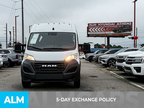 Used 2023 RAM ProMaster 2500 FWD image 3