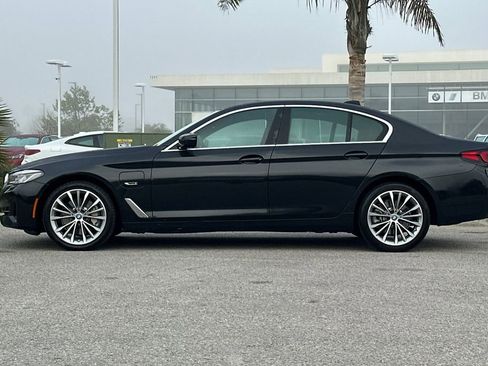 Used 2023 BMW 530e w/ Convenience Package RWD image 6