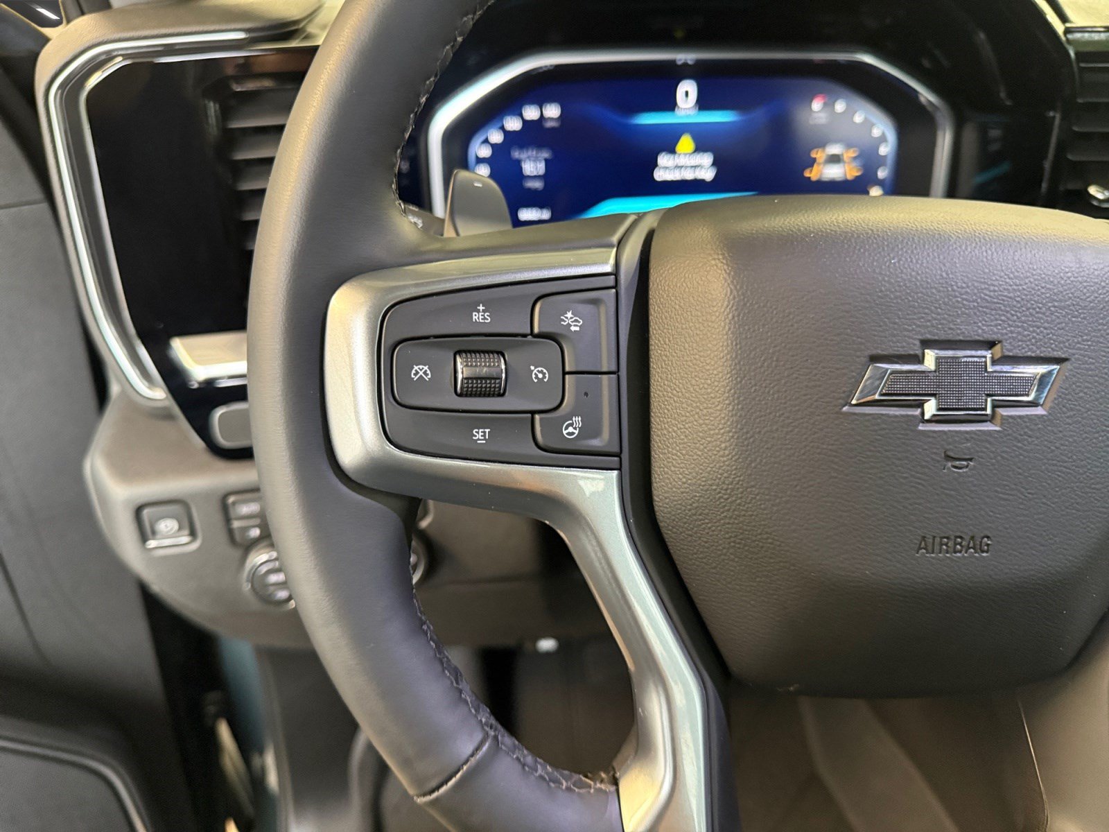 Used 2026 Chevrolet Silverado 1500 LT Trail Boss w/ Convenience Package II AWD/4WD image 24