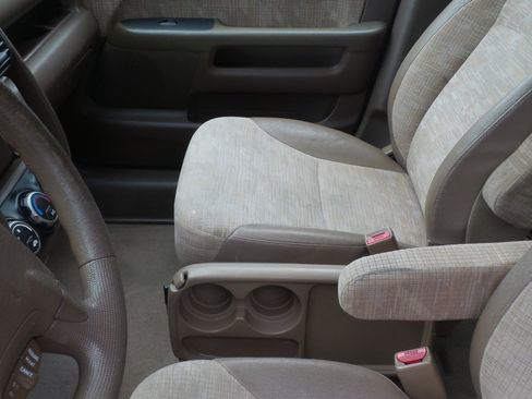 Used 2003 Honda CR-V LX image 11