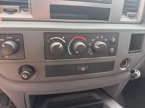 Used 2006 Dodge Ram 1500 Truck SLT AWD/4WD image 26