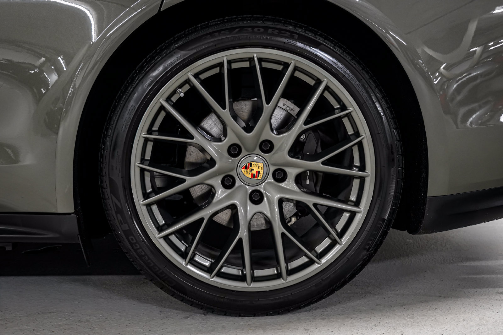 Used 2023 Porsche Panamera Platinum Edition RWD image 48