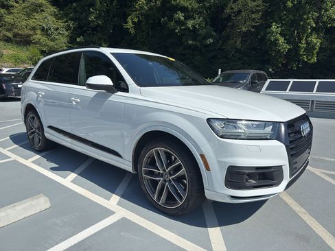 Used 2018 Audi Q7 3.0T Prestige w/ Prestige Package AWD/4WD image 9