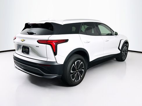 Used 2024 Chevrolet Blazer EV LT AWD/4WD image 9