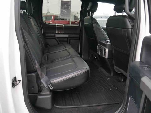 Used 2015 Ford F150 Platinum w/ Equipment Group 701A Luxury image 30