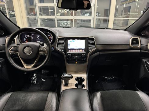 Used 2015 Jeep Grand Cherokee Altitude image 19