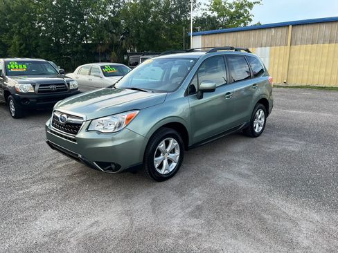 Used 2016 Subaru Forester 2.5i Premium AWD/4WD image 2