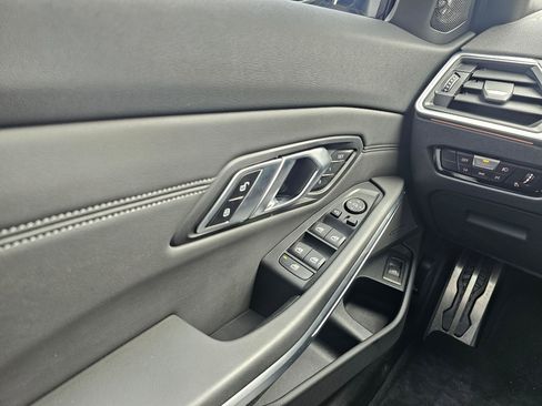 Certified 2023 BMW M3 Competition image 28