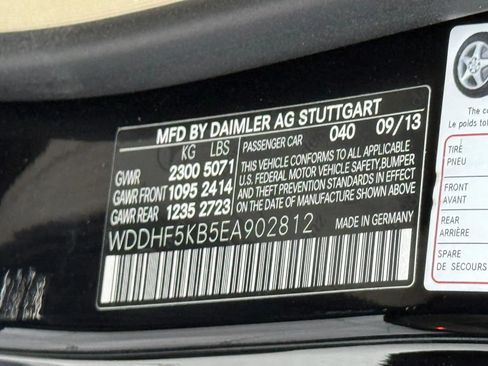 Used 2014 Mercedes-Benz E 350 Sedan w/ Premium 1 Package image 39