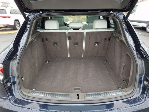 Used 2021 Porsche Macan S image 30