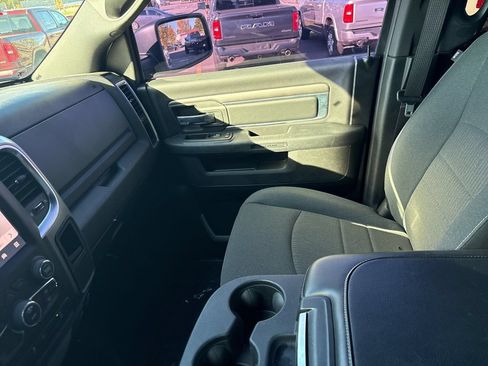 Used 2022 RAM 1500 Classic Warlock w/ Electronics Group AWD/4WD image 21