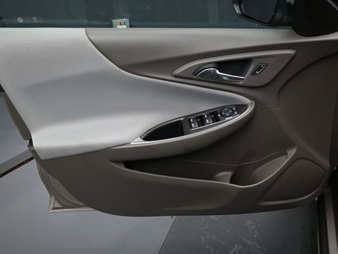 Used 2022 Chevrolet Malibu LS w/ Driver Confidence Package II image 11