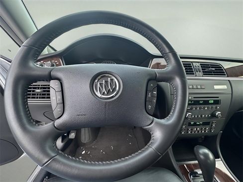 Used 2009 Buick LaCrosse CXL image 21