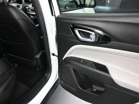 Used 2025 Jeep Compass Limited AWD/4WD image 20