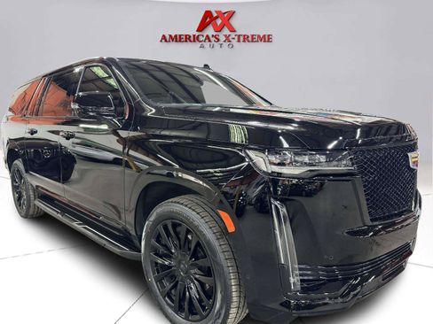 Used 2022 Cadillac Escalade ESV Premium Luxury AWD/4WD image 8