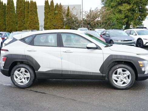 Used 2026 Hyundai Kona SE FWD image 5