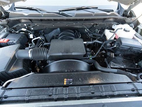 Used 2026 GMC Sierra 2500 AT4 image 10