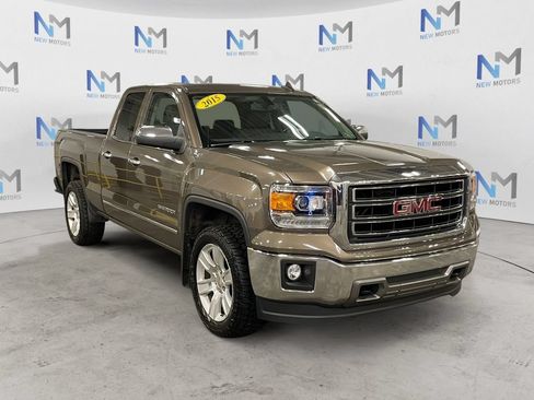 Used 2015 GMC Sierra 1500 SLT w/ Suspension Package, Off-Road AWD/4WD image 7