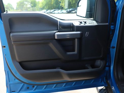 Used 2019 Ford F150 XLT w/ Equipment Group 302A Luxury AWD/4WD image 20