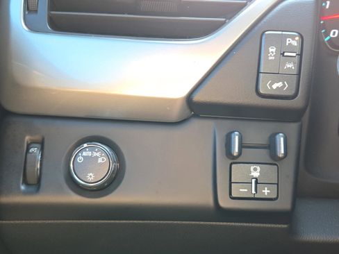 Used 2018 Chevrolet Tahoe LT w/ Max Trailering Package image 25