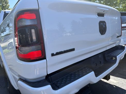 Used 2022 RAM 1500 Laramie AWD/4WD image 8