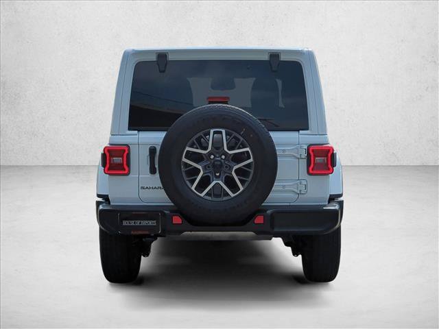 Used 2026 Jeep Wrangler Unlimited Sahara AWD/4WD image 7