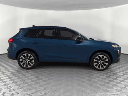 New 2026 Audi Q3 quattro 2.0T AWD/4WD image 8