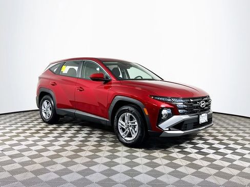 New 2026 Hyundai Tucson SE image 10