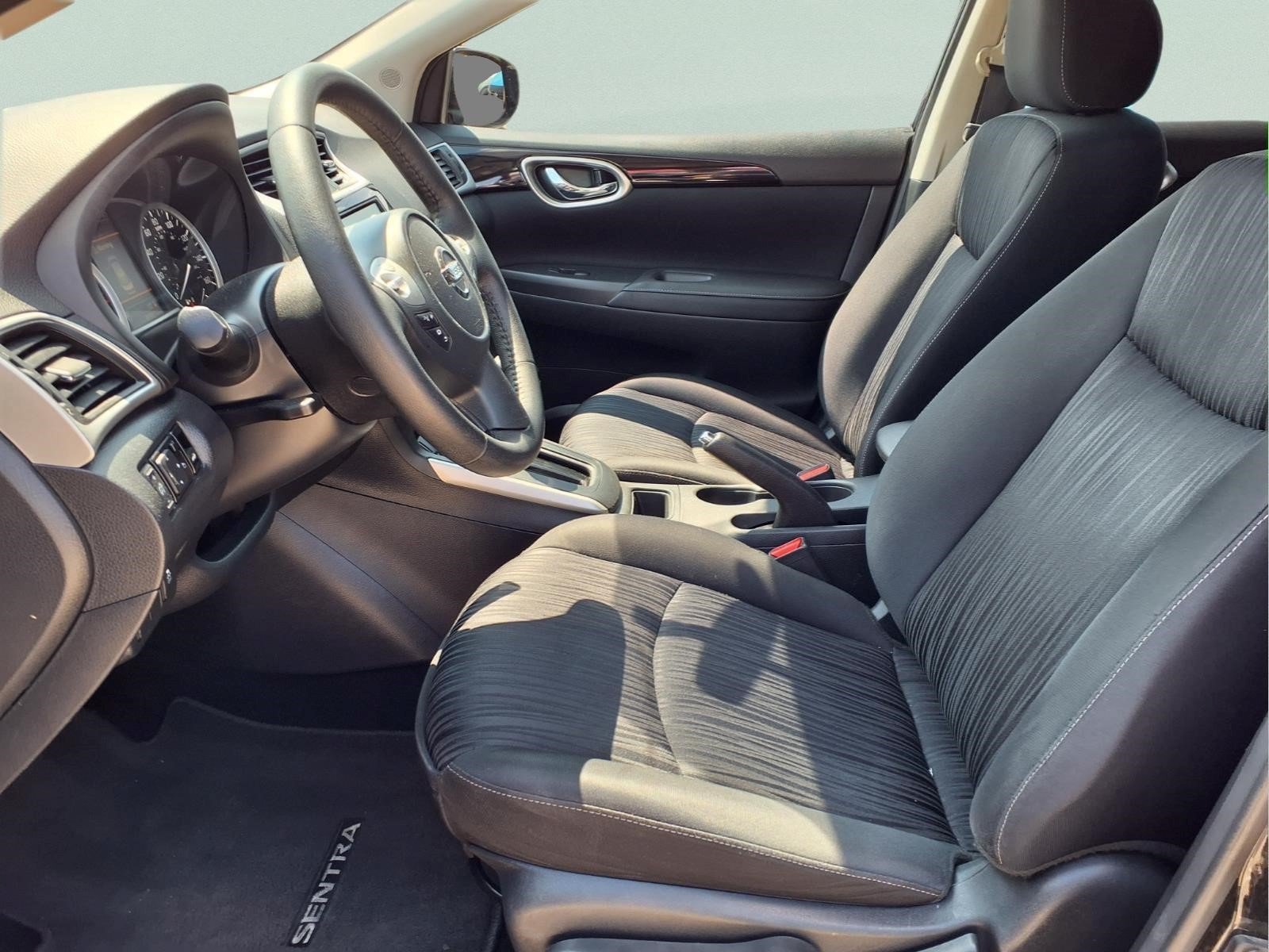 Used 2019 Nissan Sentra SV FWD image 10