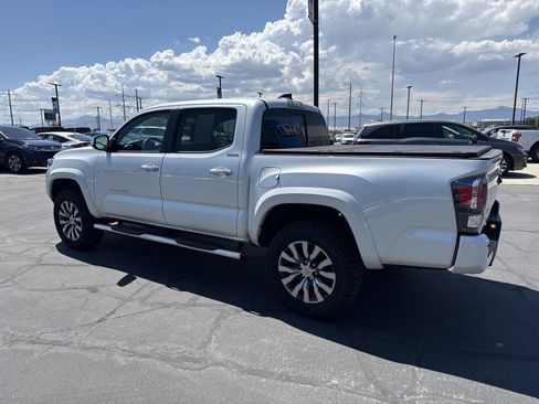 Used 2023 Toyota Tacoma Limited AWD/4WD image 7