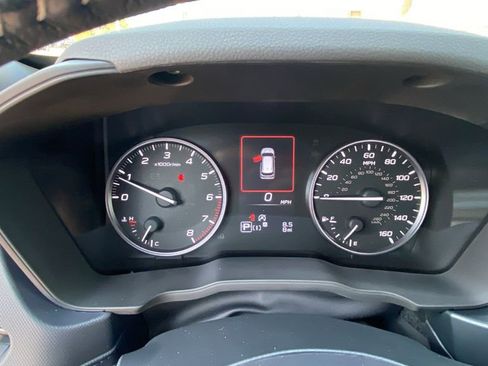 Used 2025 Subaru Forester Limited image 28