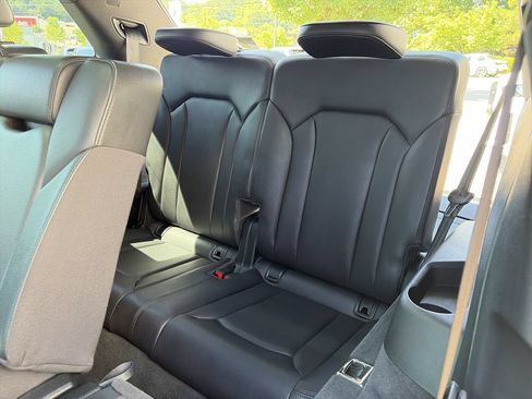 Used 2018 Audi Q7 2.0T Premium Plus AWD/4WD image 34