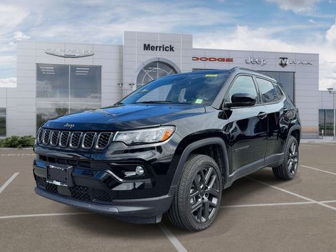 Used 2026 Jeep Compass Limited AWD/4WD image 4