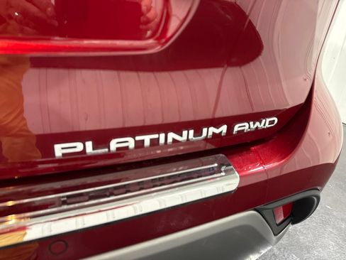 Used 2021 Toyota Highlander Platinum AWD/4WD image 48