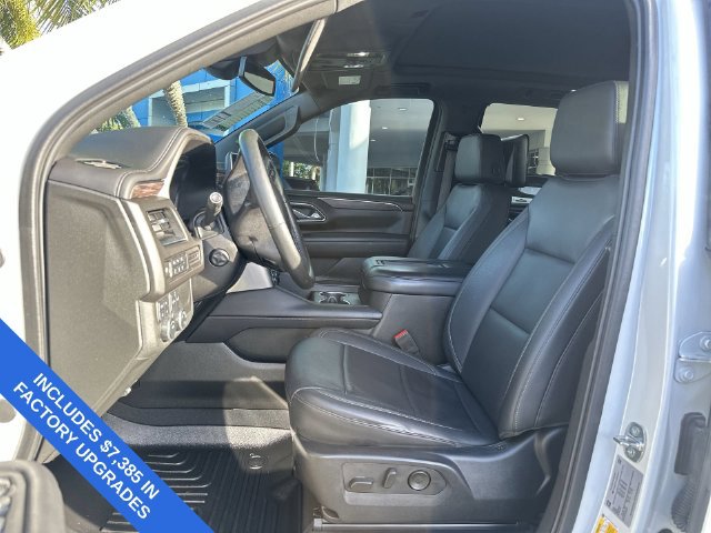 Used 2024 Chevrolet Tahoe Z71 w/ Luxury Package AWD/4WD image 30