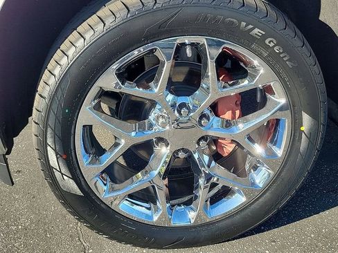 Used 2022 Chevrolet Silverado 1500 LTZ image 25