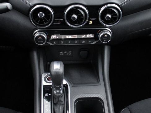 Certified 2020 Nissan Sentra SV image 34