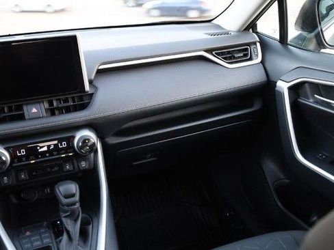 Used 2025 Toyota RAV4 XLE w/ Weather Package AWD/4WD image 23