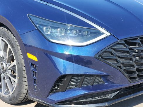 Used 2022 Hyundai Sonata Limited image 12