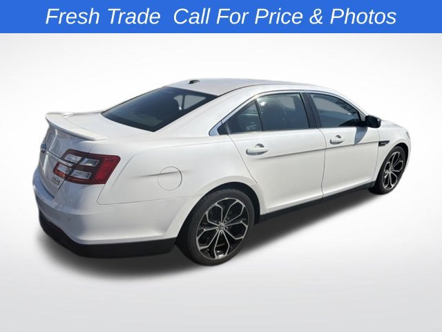 Used 2013 Ford Taurus SHO AWD/4WD image 5