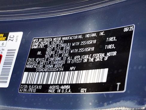 Used 2025 Toyota Grand Highlander AWD Hybrid image 34