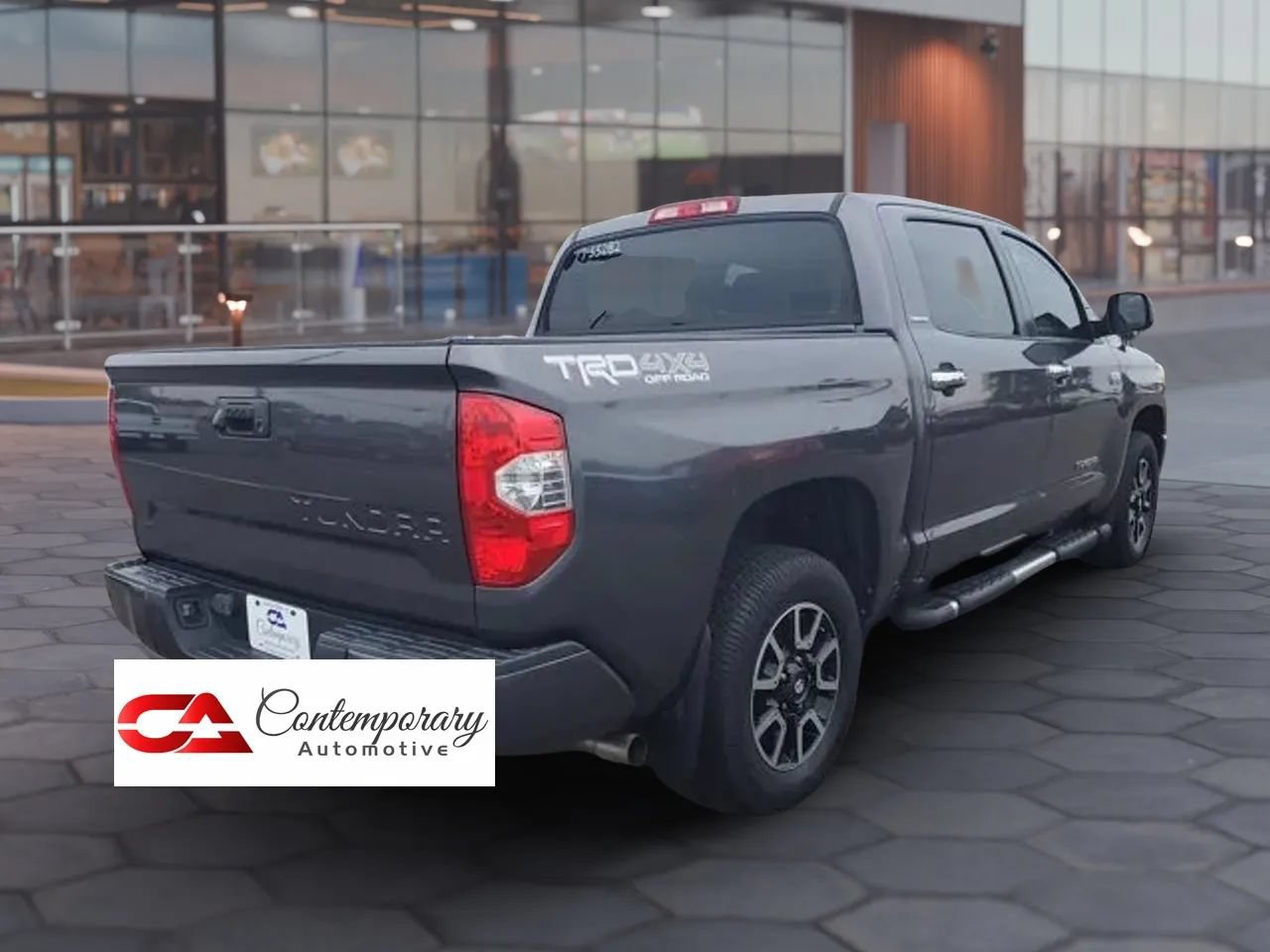 Used 2017 Toyota Tundra Limited w/ Limited Premium Package AWD/4WD image 7