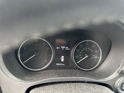 Used 2020 Mitsubishi Outlander SE image 11