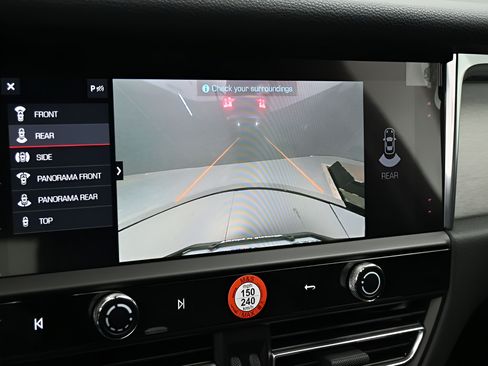 New 2026 Porsche Macan AWD/4WD image 15