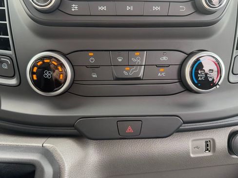 Used 2025 Ford Transit 250 148 High Roof image 21