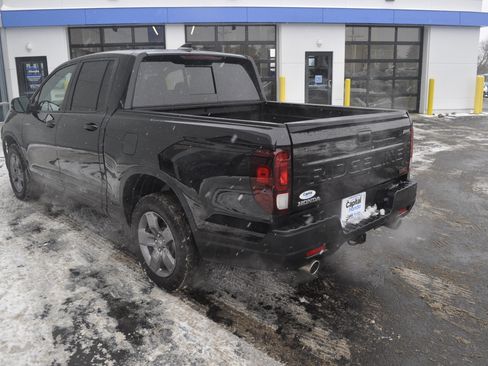 Certified 2025 Honda Ridgeline TrailSport image 5